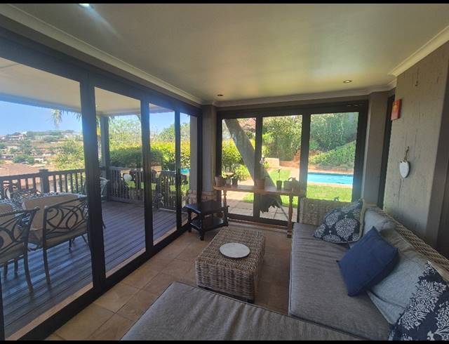 5 BEDROOM DUPLEX FOR SALE IN LA LUCIA